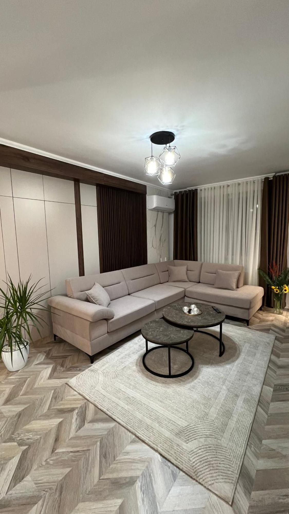 Erlaiden Apartment Shkoder Exterior photo